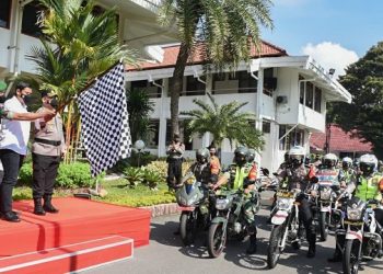 Wali Kota Kediri berangkatkan Pasukan Patroli Pamor Keris. Foto: Humas