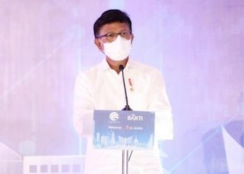 Keterangan Foto. Menteri Komunikasi dan Informatika Johnny G. Plate menghadiri Seremoni Penandatanganan Perjanjian Kerja Sama Program Penyediaan Layanan Seluler 4G di Wilayah 3T dalam rangka Percepatan Transformasi Digital di Jakarta Pusat, Selasa (25/01/2022). - (AYH)