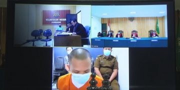 Sopir Vanessa Angel Jalani Sidang Perdana