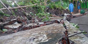 Seorang Ibu di Kota Malang Tewas Tertimpa Tembok