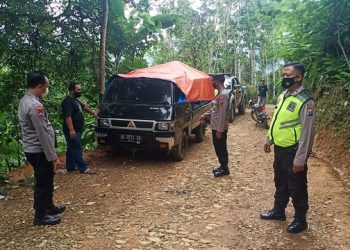 Mobil Tergelincir di Trenggalek, 8 Korban Luka-luka