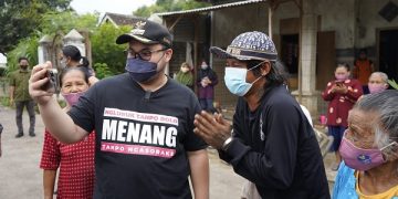 Bupati Dhito bersama Menjeng Kimhoa. Foto: Ist
