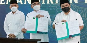 Pendatanganan Kerjasama PBNU dengan Kementerian BUMN dan Kementerian Koperasi UKM. Foto: Bacaini/Rusdi