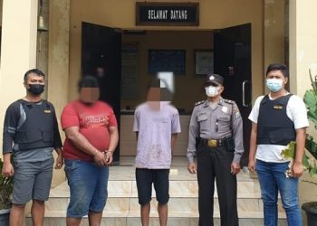 Nekat, Dua Pria Curi Tiang Telepon Milik Telkom di Jombang