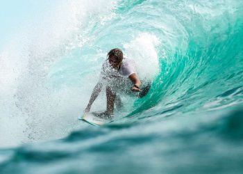 Ilustrasi peselancar. Foto:unsplash