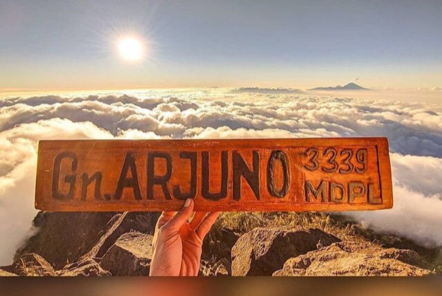 Pendakian Gunung Arjuno, Ada Satu Aturan Tak Tertulis! - Bacaini.id