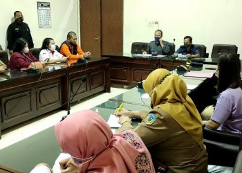 Bocah 12 Tahun Diperkosa Ayah dan 4 Teman Bapaknya