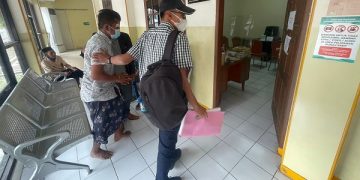 Samsul Arifin saat menjalani tes kejiwaan di RS Bhayangkara Surabaya. Foto: Ist