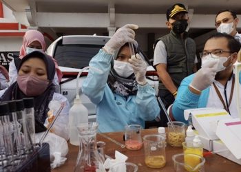 Sidak Pasar Takjil Kota Kediri, Temukan Jajanan Positif Boraks