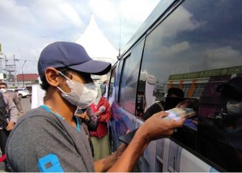 Layanan Tukar Uang Baru BI Kediri, Puluhan Warga Gigit Jari