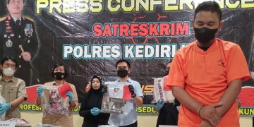 Pelaku pencurian dan pemalsuan serum perawatan rambut. Foto: Bacaini/Novira