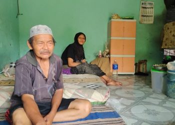 Kisah Mbah Hawi, Kakek Penjual Kerupuk Yang Utamakan Puasa Ketimbang Mencari Uang