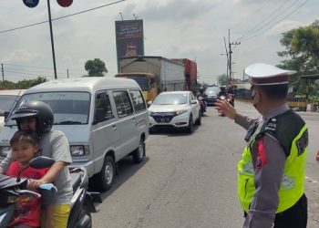 Arus Mudik di Simpang Mengkreng Kediri Mulai Padat
