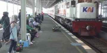 Mudik Lebaran Naik Kereta Api, PT KAI Berikan Diskon