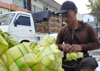 Tradisi Anjangsana Lebaran Ketupat di Trenggalek Masih Eksis