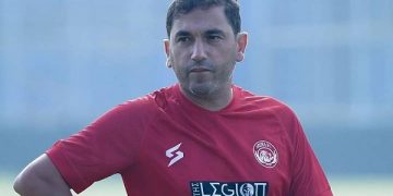 Pelatih Arema FC, Almeida kantongi penilaian pemain asing asal Portugal. Foto: Arema FC