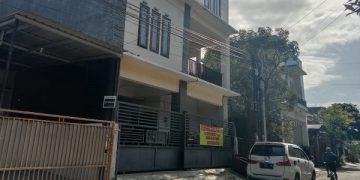Rumah kos pria terduga simpatisan tetoris di Kota Malang yang disatroni Densus 88. Foto: Bacaini/A.Ulul