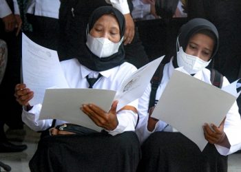 Fenomena Pengabdian Guru Honorer di Tulungagung