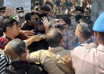 Aksi Massa Tuntut Keadilan Korban KDRT Ricuh