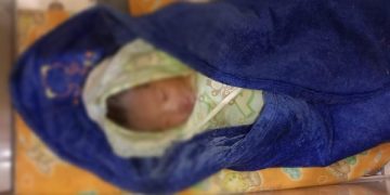 Bayi perempuan yang ditemukan warga. Foto: Ist