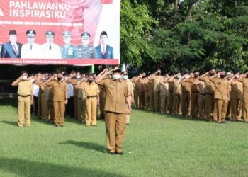 Terancam Diberhentikan, Tenaga Honorer Bangkalan Menolak