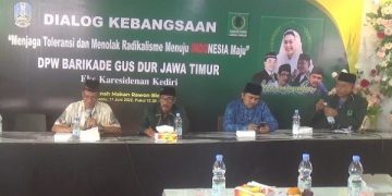 Dialog Kebangsaan Bakesbangpol bersama DPW Barikade Gus Dur Jatim di Kediri. Foto: Bacaini/Darman