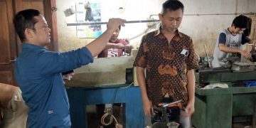 Sosialisasi perakitan dan penggunaan senapan angin. Foto: Bacaini/AK.Jatmiko