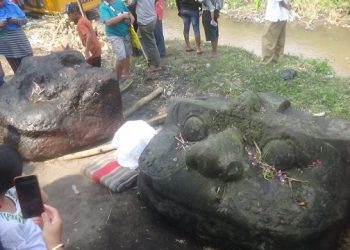 Benda Purbakala Dievakuasi Dari Dasar Sungai