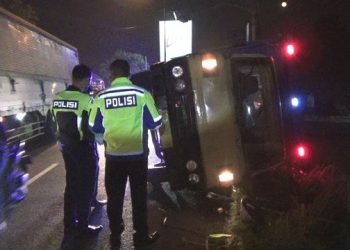 Truk Muat Tebu Terguling di Jombang, 4 Orang Tewas