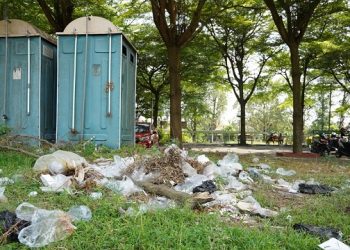 Buang Sampah Sembarangan, Bupati Dhito Akan Beri Sanksi