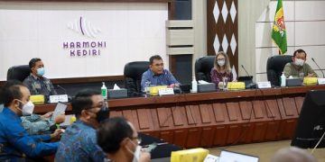 Diskusi bersama Heriot Watt University dan ITS Surabaya di Balai Kota Kediri. Foto: Ist