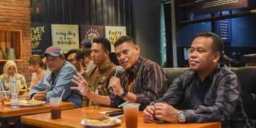 Wali Kota Kediri, Abdullah Abu Bakar saat hadir dalam acara Mengulik Produksi Film PEKA 2. Foto: Ist