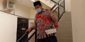 Subani Sirab usai diperiksa KPK di ruang Satreskrim Polres Tulungagung. Foto: Bacaini/Setiawan