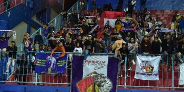 Dukungan Persik Mania di Stadion Brawijaya. Foto: Ist