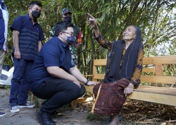 Kedatangan Mas Dhito Bikin Mbah Simpen Terharu