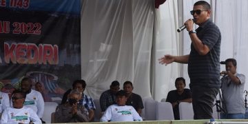 Wali Kota Kediri dalam acara Lomba Burung Berkicau Piala Wali Kota Kediri 2022. Foto: Ist