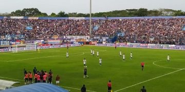 Jalannya pertandingan Arema FC vs PSIS Semarang di Stadion Kanjuruhan Malang. Foto: Bacaini/A.Ulul