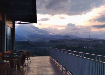 Pari Resto & Café, Wisata Kuliner Syahdu di Pagung Agrowisata Kediri