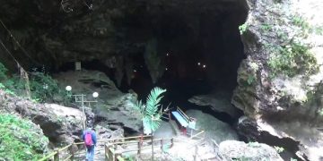 Wisata Goa Lowo jadi salah satu wisata dengan tiket gratis. Foto: Bacaini/Aby