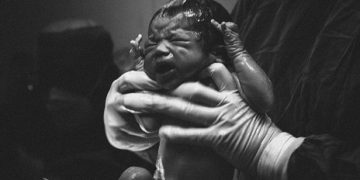 Ilustrasi bayi lahir. Foto: unsplash