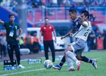 Persib Bandung Gagalkan Misi Pertama Javier Roca