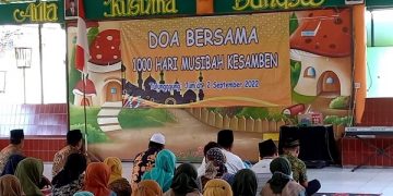 Puluhan guru TK se-Kabupaten Tulungagung saat acara doa bersama. Foto: Bacaini/Setiawan