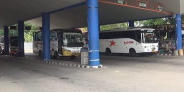 Sejumlah bus di terminal Kota Kediri. Foto: Bacaini/AK.Jatmiko