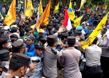Reaksi Keras Mahasiswa Tulungagung Tolak Harga BBM Naik