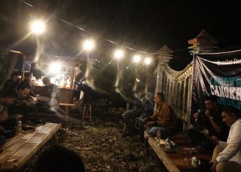 Cangkrukan Demokrasi, Bahas Pemilu di Gang Kopi Bangkalan