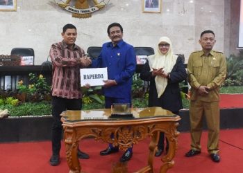 Setujui Dua Raperda, Ini Pendapat Wali Kota Kediri