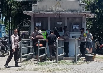 Penjualan Tiket di Loket Stadion Brawijaya Masih Sepi