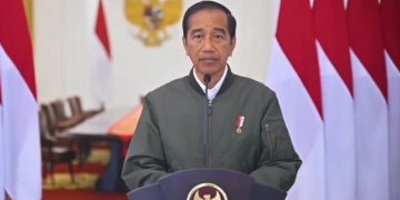 Presiden Jokowi saat konferensi pers menghentikan sementara kompetisi Liga 1. Foto; tangkapan layar video