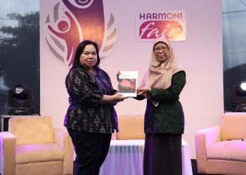 Pemkot Kediri Luncurkan Buku Filosofi Tenun Ikat Khas Kota Kediri