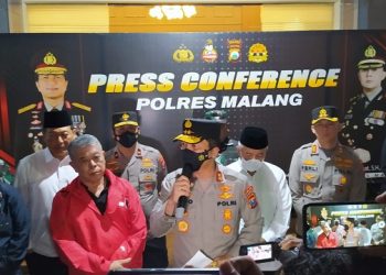 Tembakan Gas Air Mata di Dalam Stadion Melanggar Aturan FIFA